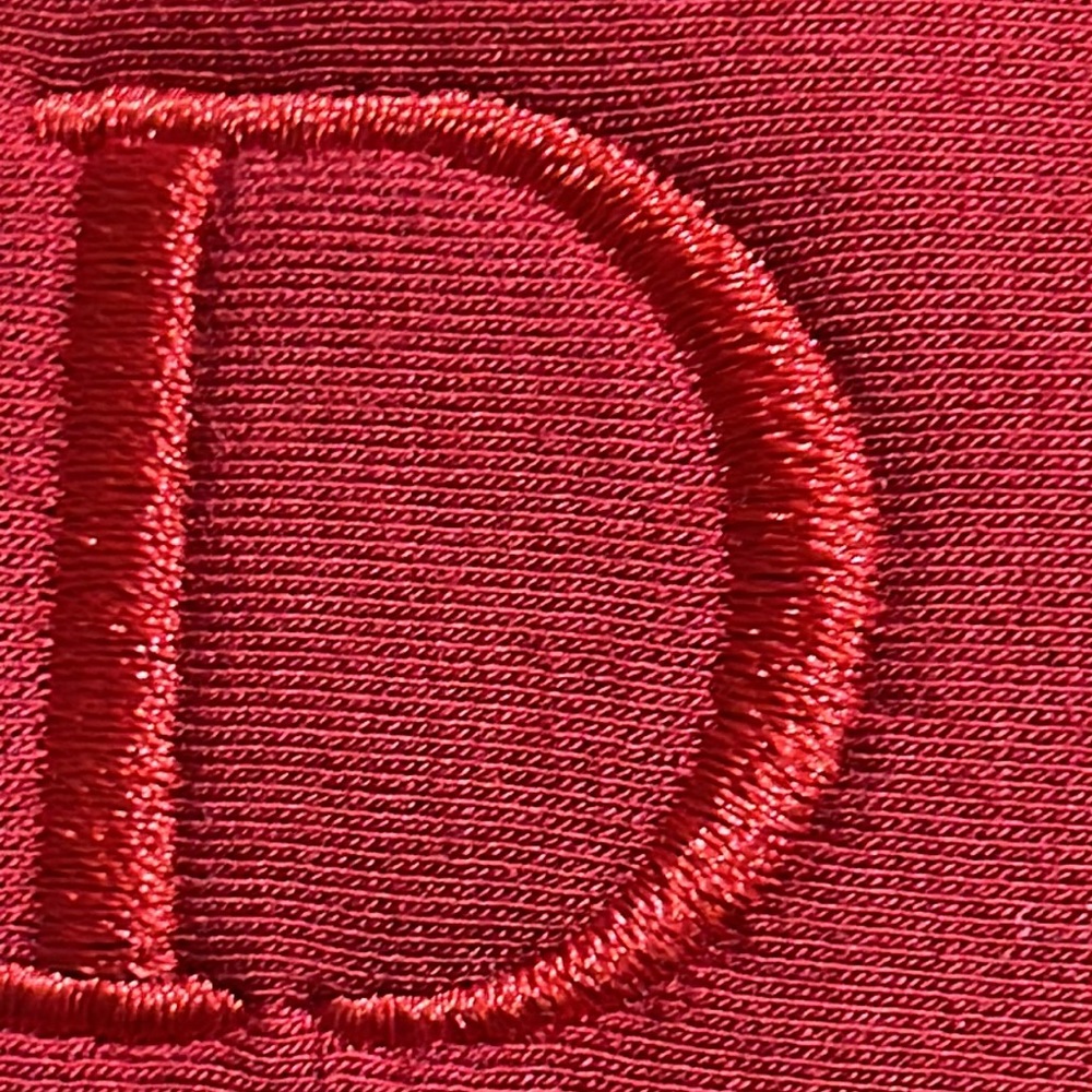 Dior red cosmetics pouch to shoulder bag - Picture 6 of 14